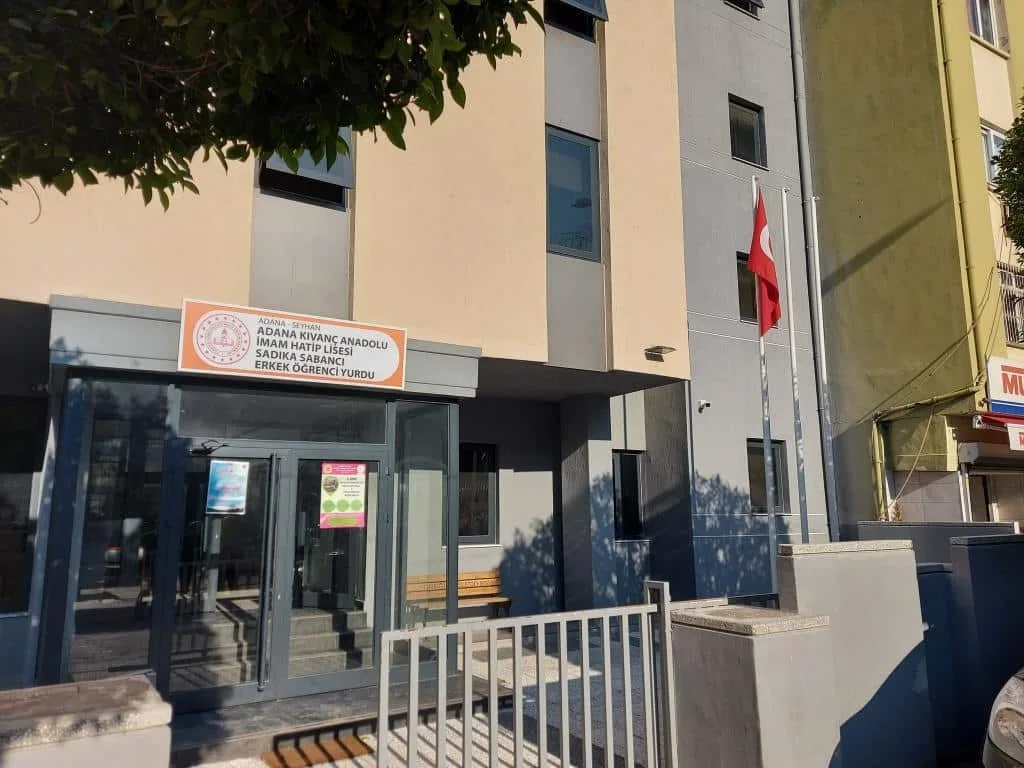Adana Kıvanç Anadolu İmam Hatip Lisesi