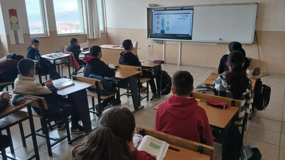 Tufanbeyli Anadolu İmam Hatip Lisesi fotoğrafı