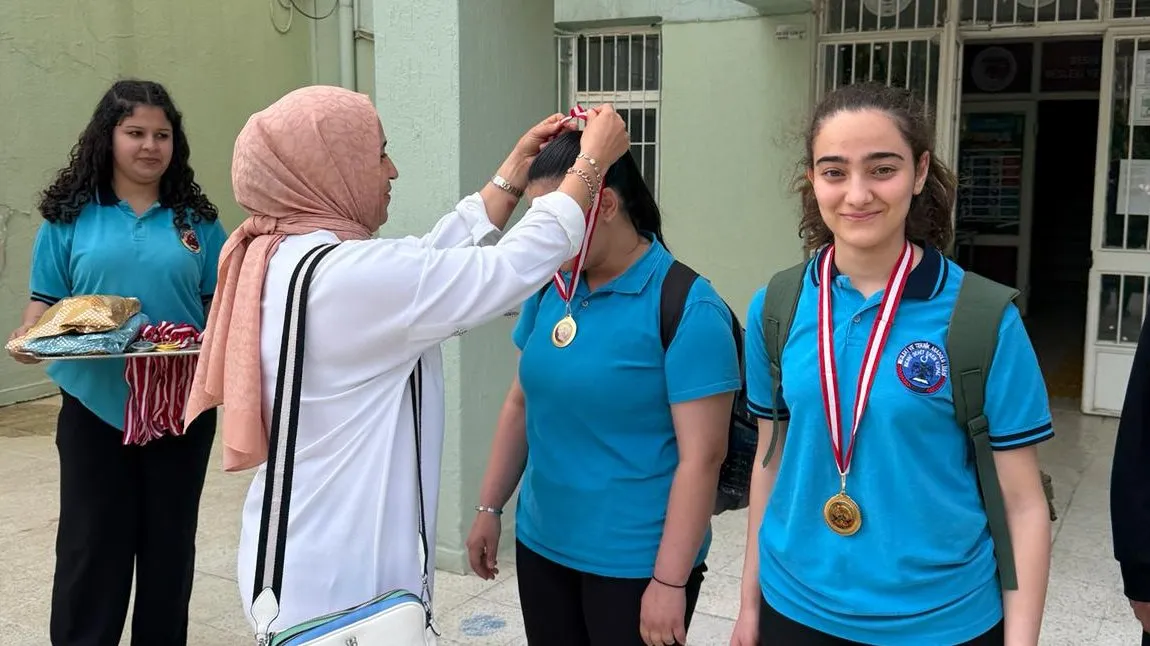 Besni Şehit Eren Kupal Ticaret Mesleki Ve Teknik Anadolu Lisesi