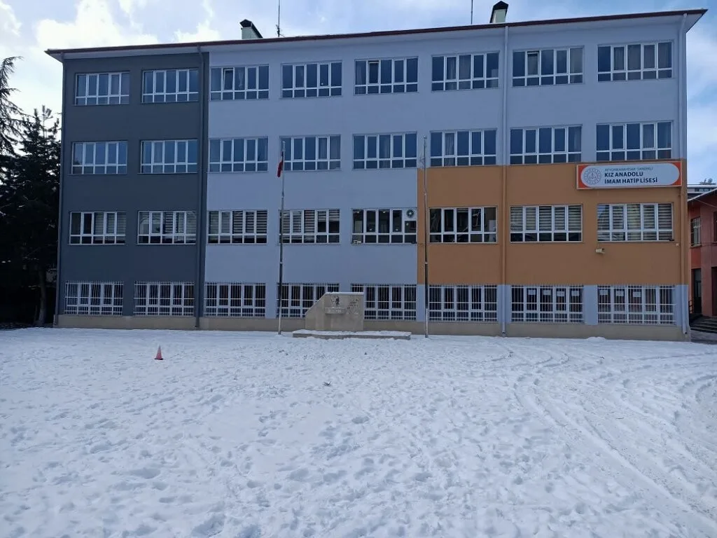 Sandıklı Anadolu İmam Hatip Lisesi fotoğrafı