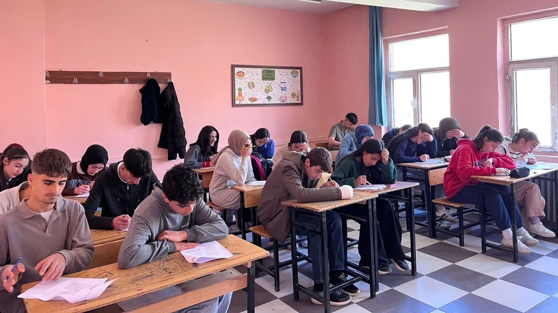 Hamur Çok Programlı Anadolu Lisesi fotoğrafı
