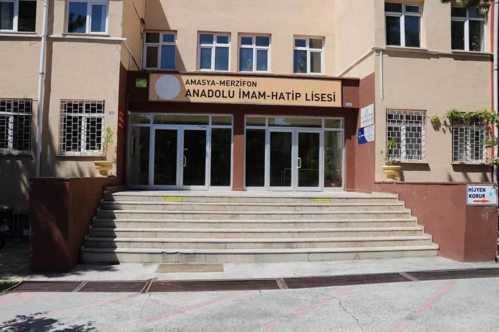 Merzifon Anadolu İmam Hatip Lisesi fotoğrafı