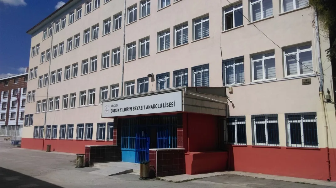 Çubuk Yıldırım Beyazıt Anadolu Lisesi fotoğrafı