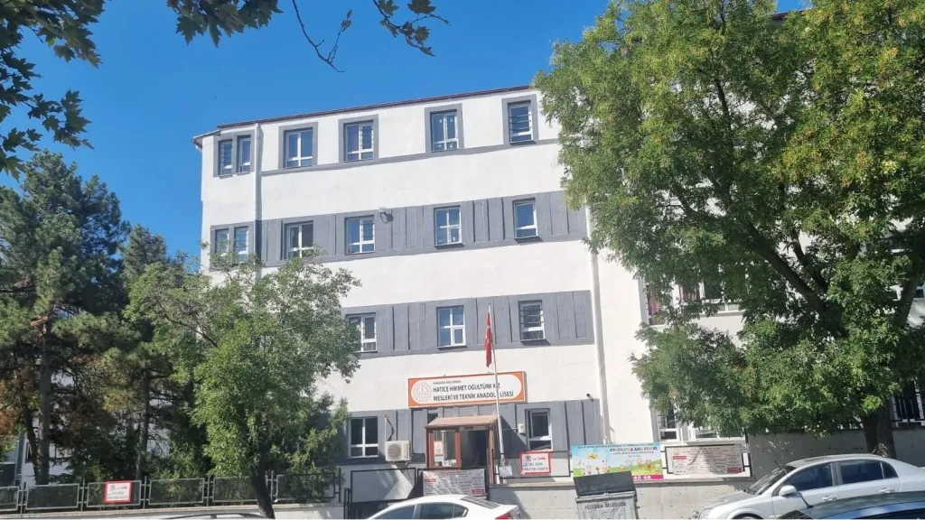 Hatice Hikmet Oğultürk Kız Mesleki Ve Teknik Anadolu Lisesi fotoğrafı