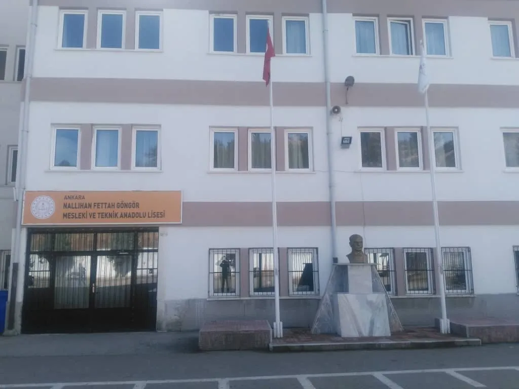 Nallıhan Fettah Güngör Mesleki Ve Teknik Anadolu Lisesi