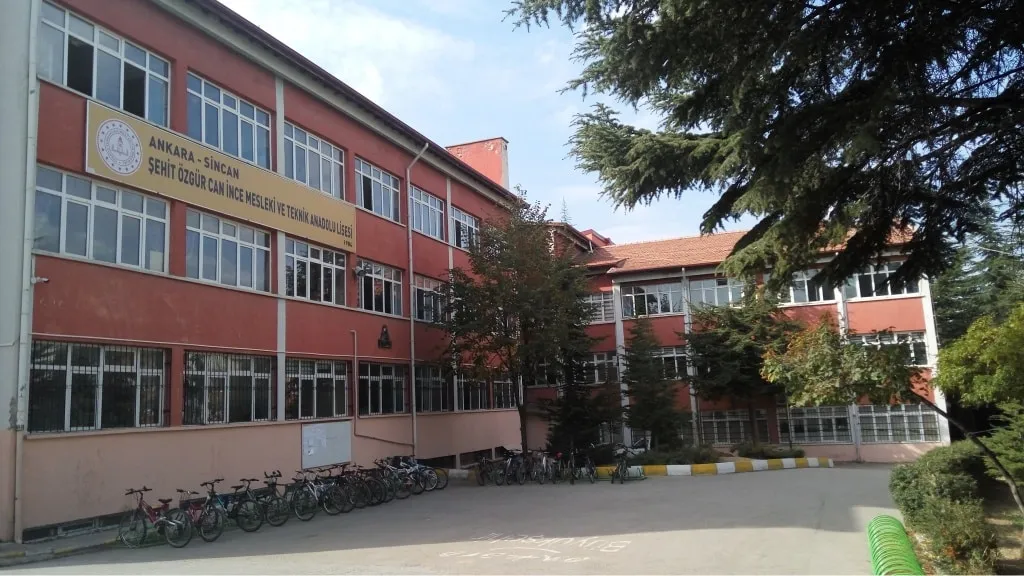 Şehit Özgür Can İnce Mesleki Ve Teknik Anadolu Lisesi fotoğrafı