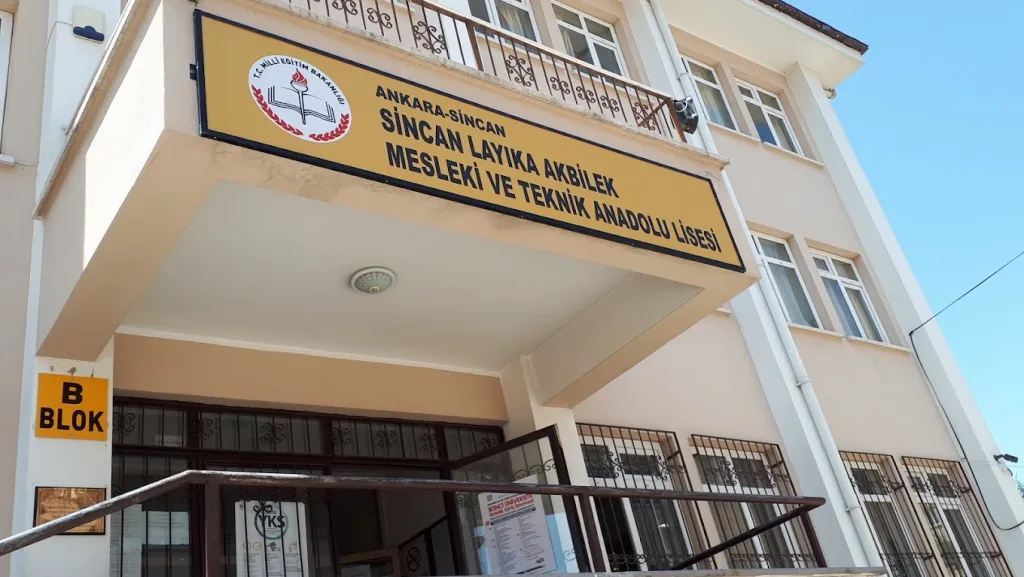 Layika Akbilek Kız Mesleki Ve Teknik Anadolu Lisesi fotoğrafı