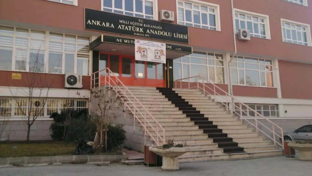 Atatürk Anadolu Lisesi