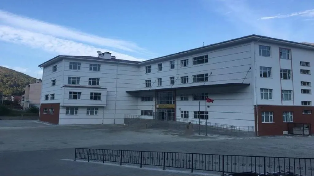 Şehit Savaş Gedik Mesleki Ve Teknik Anadolu Lisesi fotoğrafı