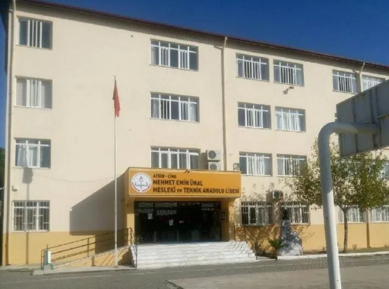 Mehmet Emin Ünal Kız Mesleki Ve Teknik Anadolu Lisesi