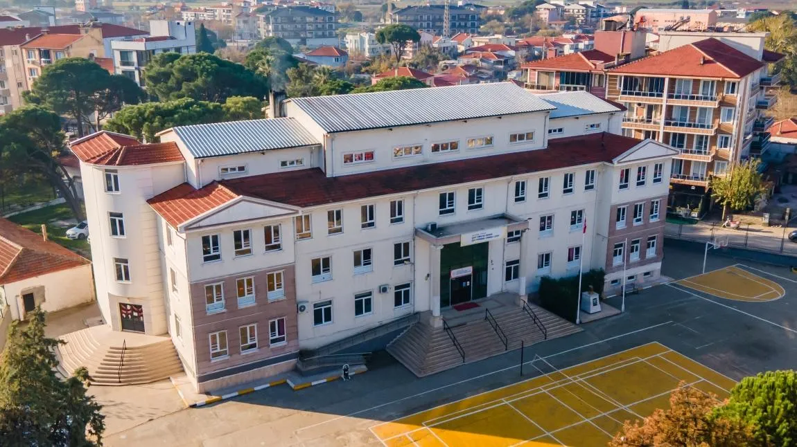Şehit Ömer Halisdemir Çok Programlı Anadolu Lisesi fotoğrafı