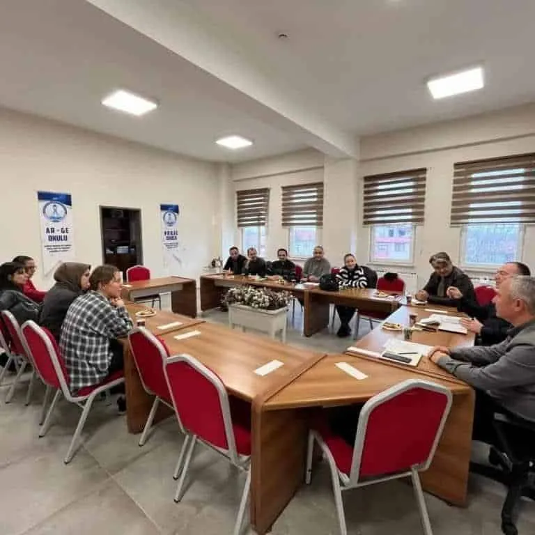Düzce Borsa İstanbul Mesleki Ve Teknik Anadolu Lisesi fotoğrafı