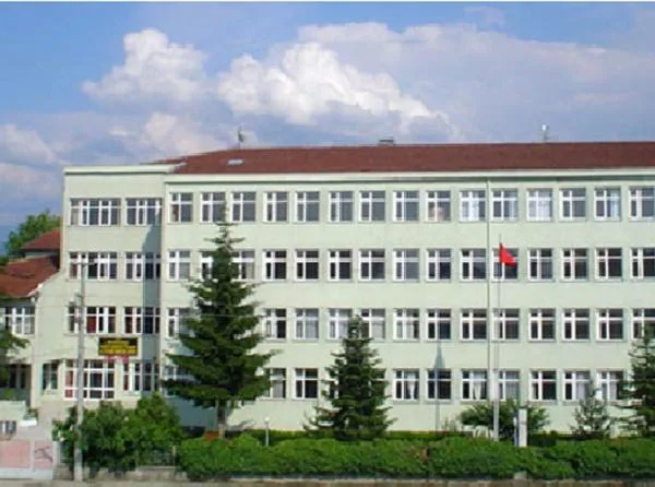 Düzce Adnan Menderes Ticaret Mesleki Ve Teknik Anadolu Lisesi