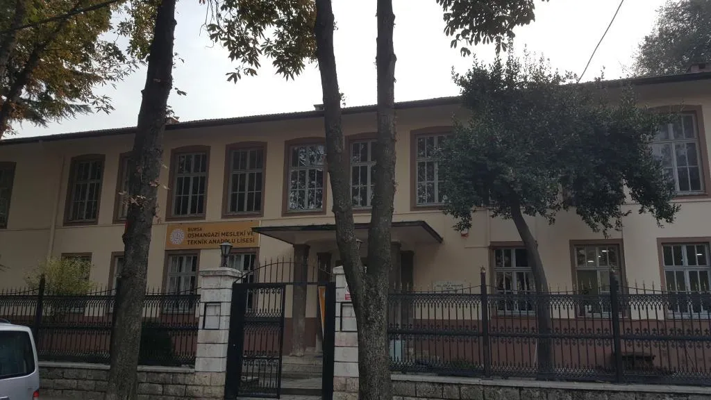 Osmangazi Ticaret Mesleki Ve Teknik Anadolu Lisesi fotoğrafı