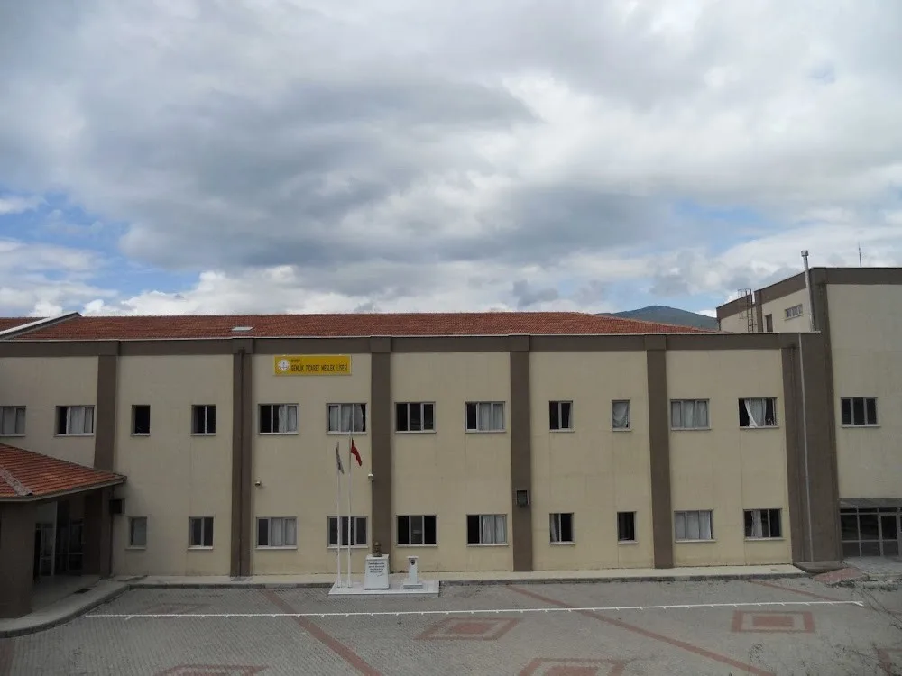 Atatepe Ticaret Mesleki Ve Teknik Anadolu Lisesi fotoğrafı