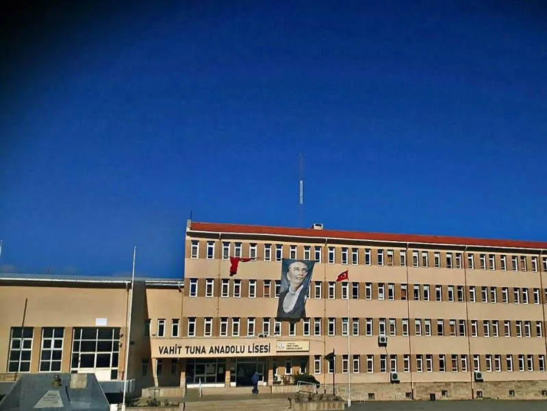 Vahit Tuna Anadolu Lisesi fotoğrafı