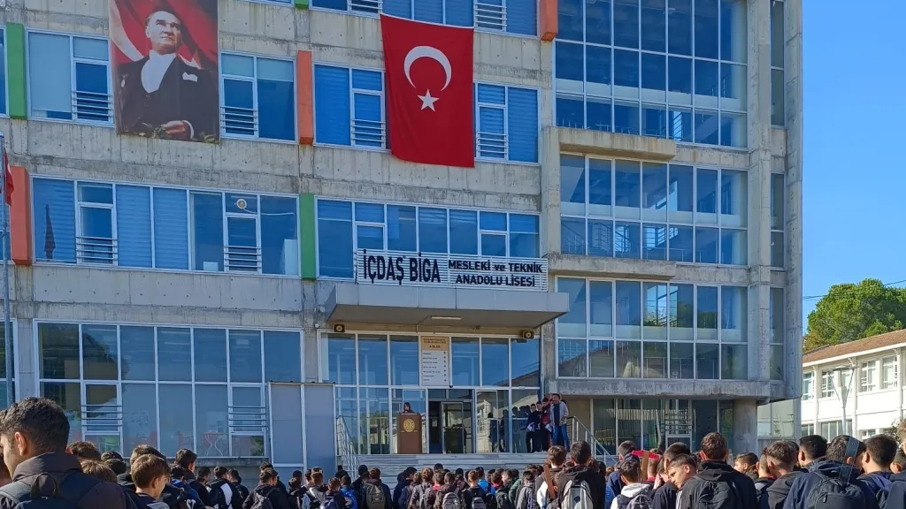 İÇDAŞ Biga Mesleki Ve Teknik Anadolu Lisesi