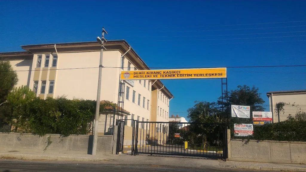 Mesleki Ve Teknik Anadolu Lisesi fotoğrafı