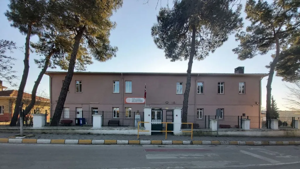 Lalapaşa Çok Programlı Anadolu Lisesi fotoğrafı