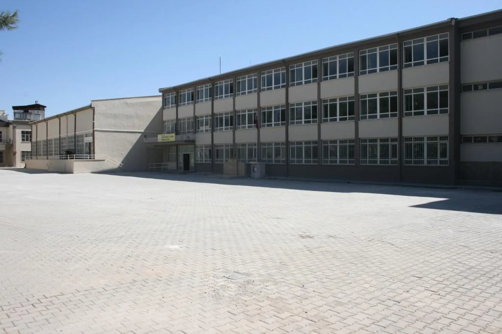 Nizip Mesleki Ve Teknik Anadolu Lisesi fotoğrafı