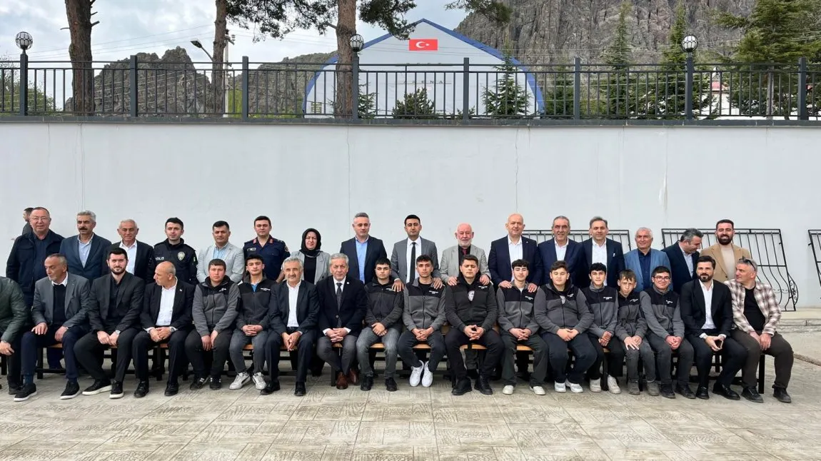 Hasan Ve Kezban Özbek Mesleki Ve Teknik Anadolu Lisesi fotoğrafı