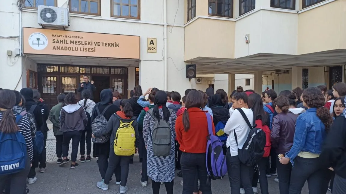 İskenderun Sahil Kız Mesleki Ve Teknik Anadolu Lisesi fotoğrafı