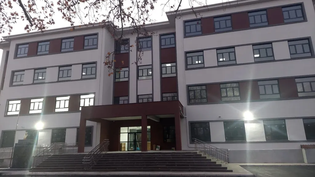 Isparta Anadolu Lisesi fotoğrafı