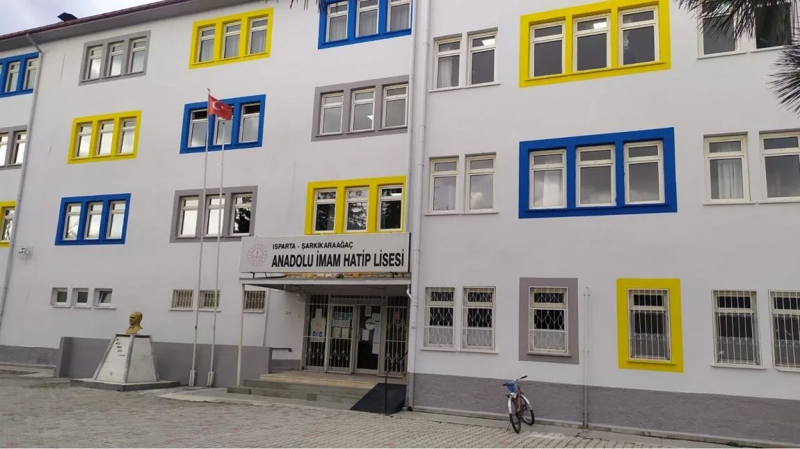 Şarkıkaraağaç Anadolu İmam Hatip Lisesi fotoğrafı