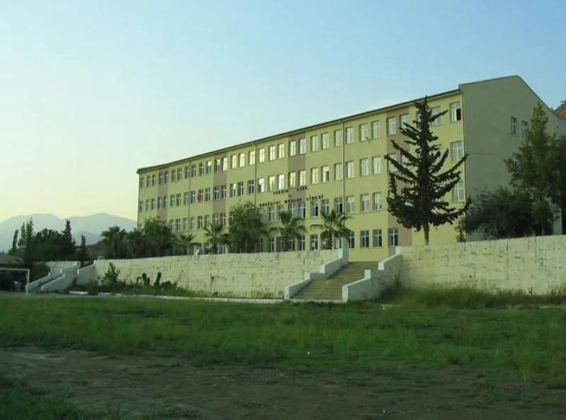 Gazi Mesleki Ve Teknik Anadolu Lisesi