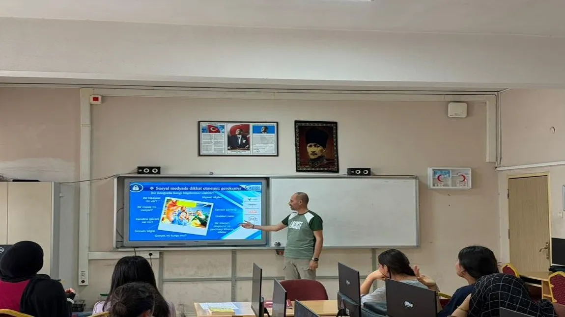 Adile Onbaşı Kız Mesleki Ve Teknik Anadolu Lisesi fotoğrafı