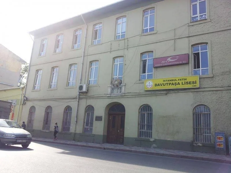 Davutpaşa Anadolu Lisesi fotoğrafı