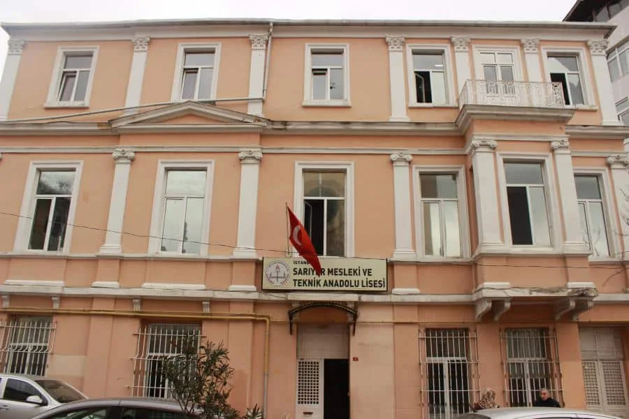 Sarıyer Mesleki Ve Teknik Anadolu Lisesi fotoğrafı