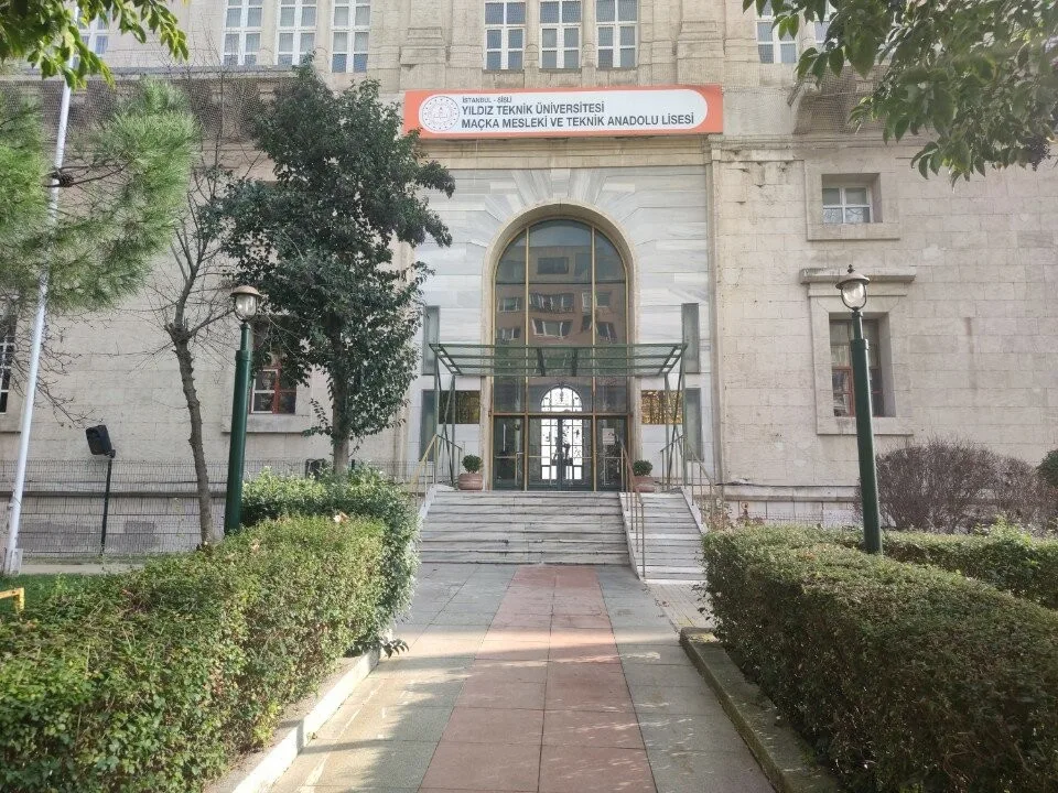Yıldız Teknik Üniversitesi Maçka Mesleki Ve Teknik Anadolu Lisesi