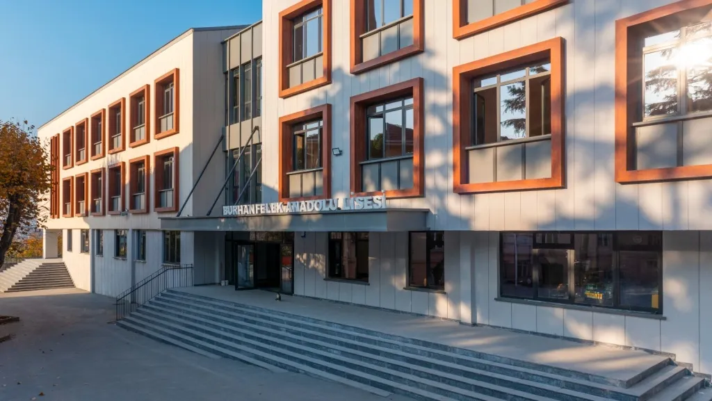 Burhan Felek Anadolu Lisesi fotoğrafı