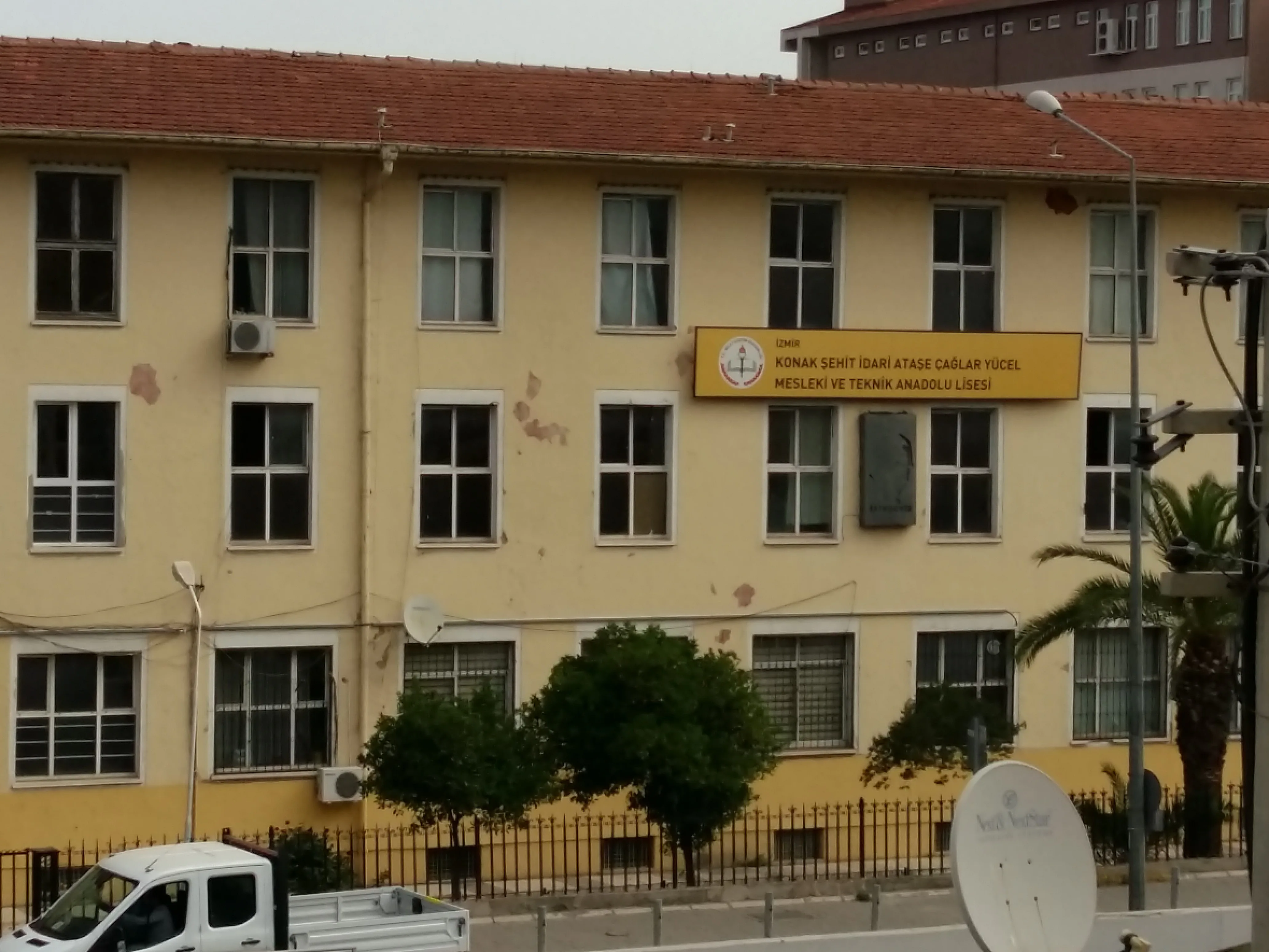 Şehit İdari Ataşe Çağlar Yücel Mesleki Ve Teknik Anadolu Lisesi