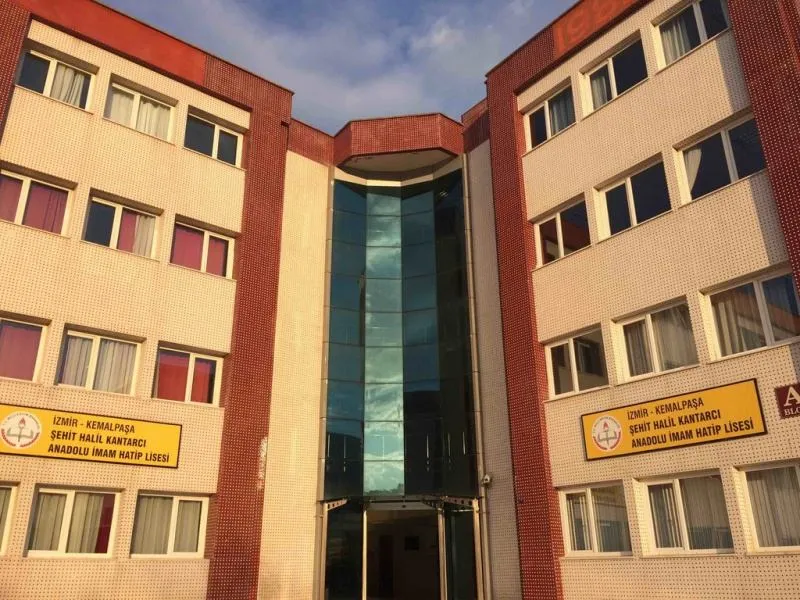 Şehit Halil Kantarcı Anadolu İmam Hatip Lisesi fotoğrafı