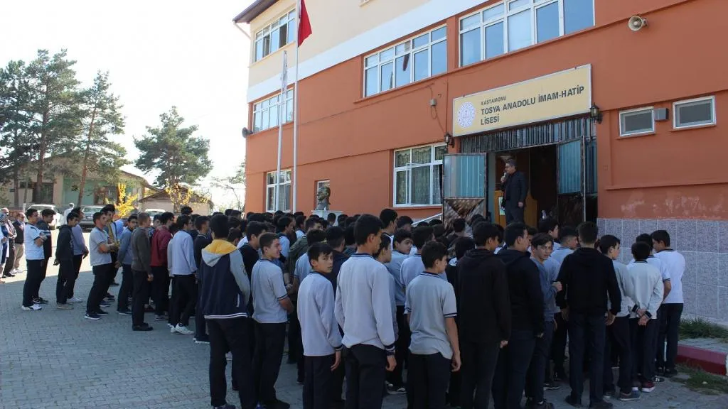 Tosya Anadolu İmam Hatip Lisesi fotoğrafı