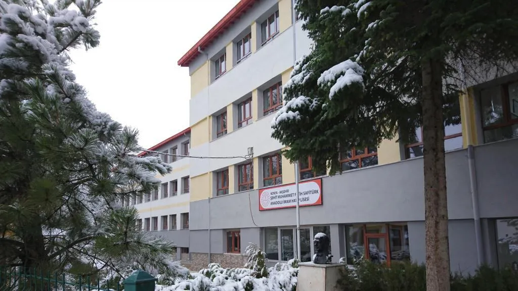 Şehit Muhammet Fatih Safitürk Anadolu İmam Hatip Lisesi