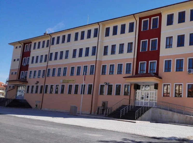 Ereğli Yunus Emre Kız Mesleki Ve Teknik Anadolu Lisesi