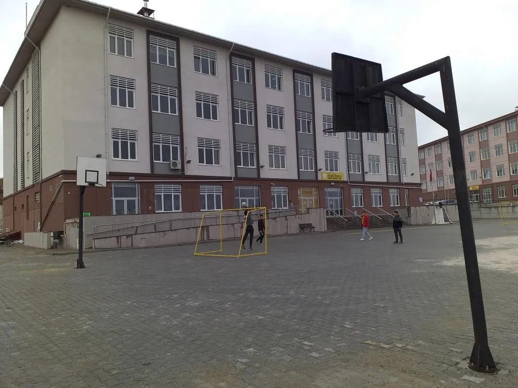 Tavşanlı Arslanbey Mesleki Ve Teknik Anadolu Lisesi fotoğrafı