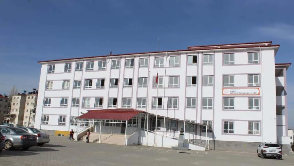 Afşin Şehit Dinçer Akkaya Kız Mesleki Ve Teknik Anadolu Lisesi fotoğrafı