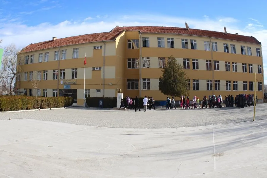 Kozaklı Şehit Hakan Demirci Anadolu İmam Hatip Lisesi fotoğrafı