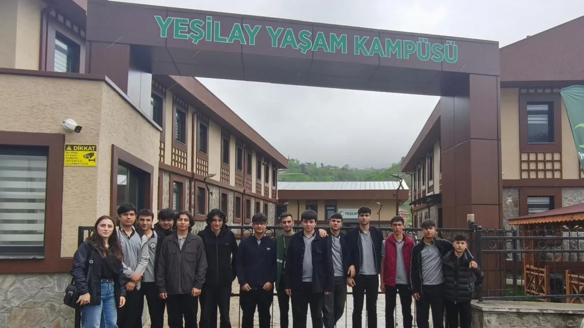 Rize Borsa İstanbul Mesleki Ve Teknik Anadolu Lisesi fotoğrafı