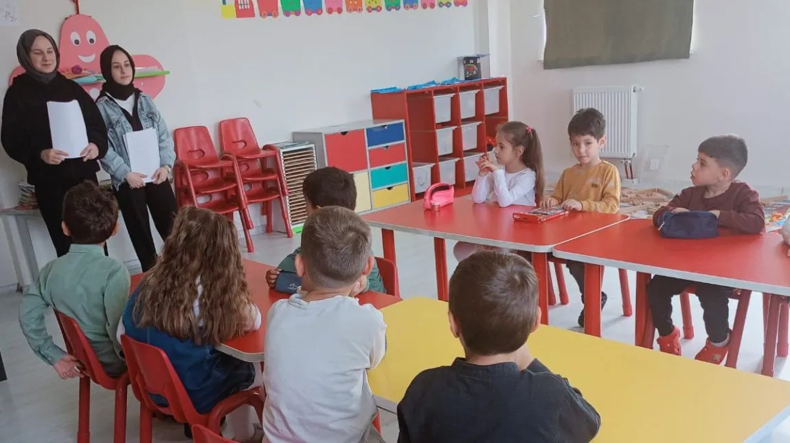 Akyazı Nilüfer Hatun Kız Mesleki Ve Teknik Anadolu Lisesi fotoğrafı