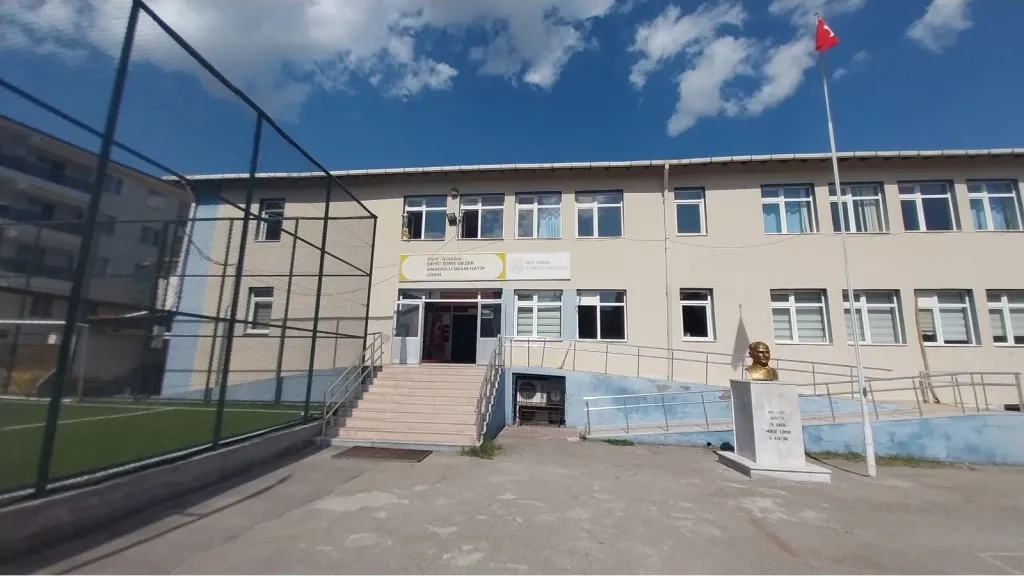 Şehit İdris Gezer Anadolu İmam Hatip Lisesi fotoğrafı
