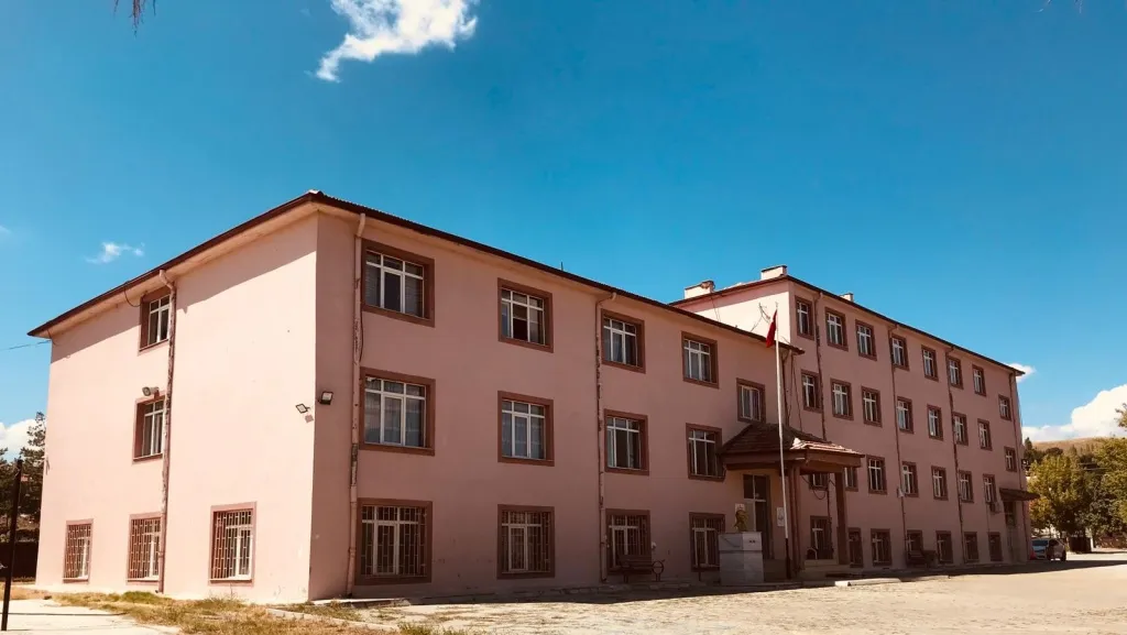 Şehit Fazlı Altuntaş Anadolu İmam Hatip Lisesi fotoğrafı