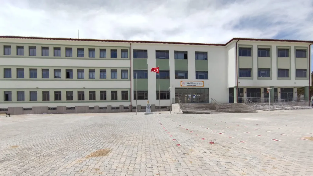 Gürün Mesleki Ve Teknik Anadolu Lisesi