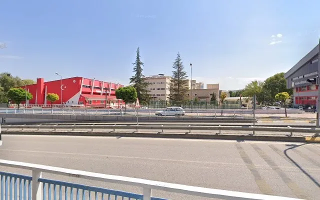 Osman Gazi Kız Mesleki Ve Teknik Anadolu Lisesi fotoğrafı