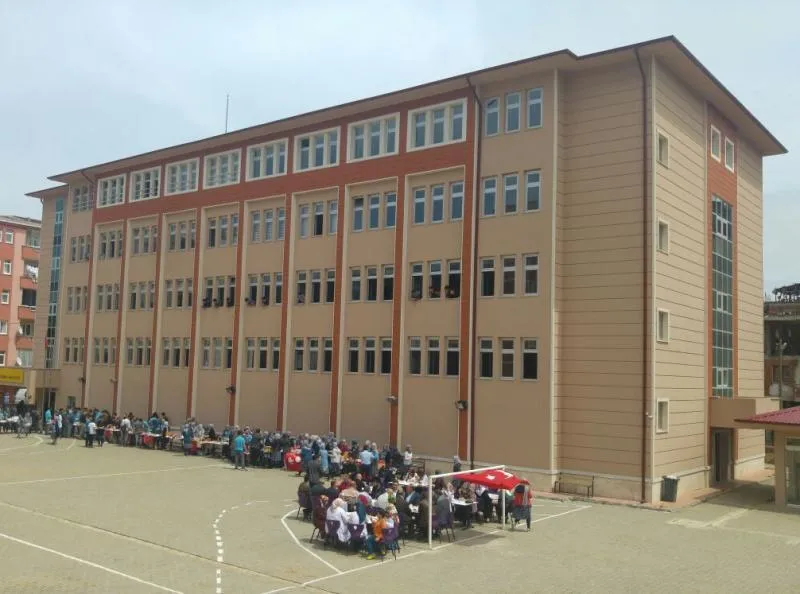 Araklı Anadolu İmam Hatip Lisesi fotoğrafı