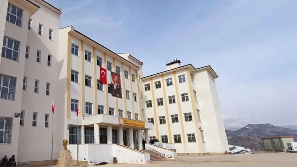 Atatürk Mesleki Ve Teknik Anadolu Lisesi fotoğrafı